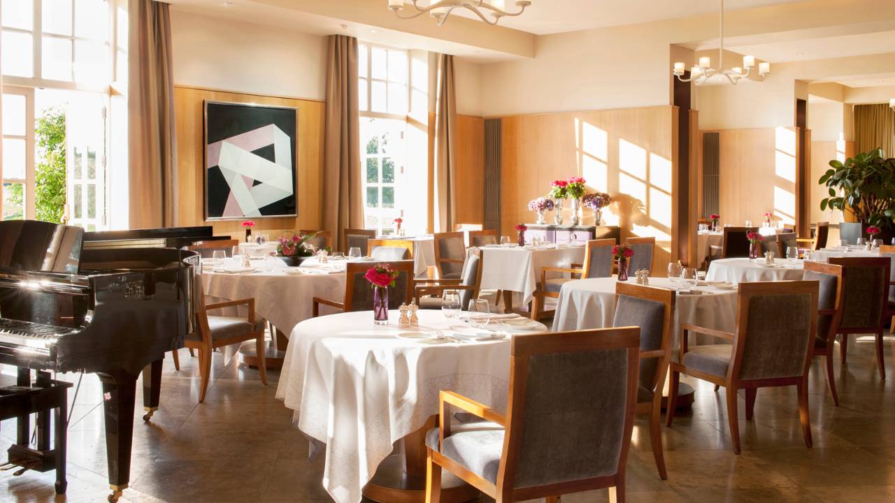 Seasons Restaurant, Four Seasons, Hampshire