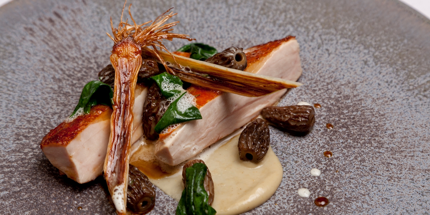 Guinea fowl with liquorice braised leeks, morels and rosemary