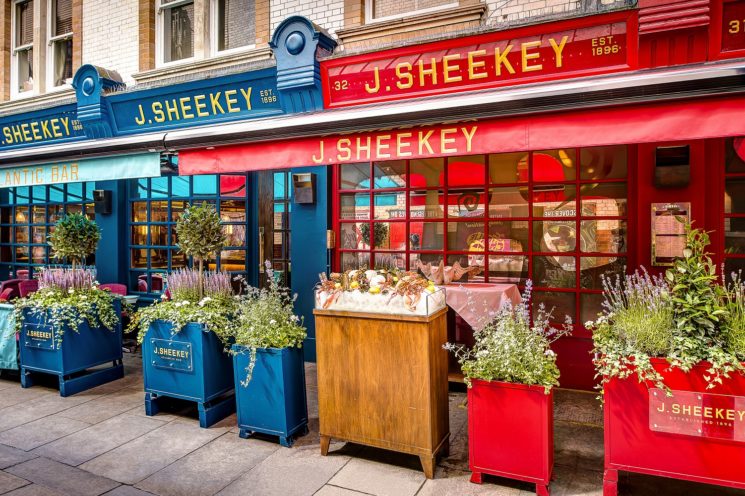 The Most Luxurious Outdoor Dining in London - Luxury Restaurant Guide