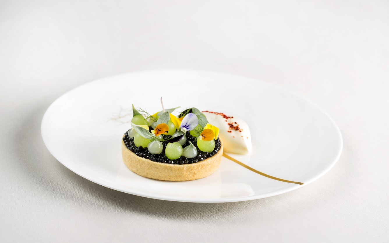 Restaurant Coworth Park-Exmoor Caviar cornish crab yuzu cucumber-highres