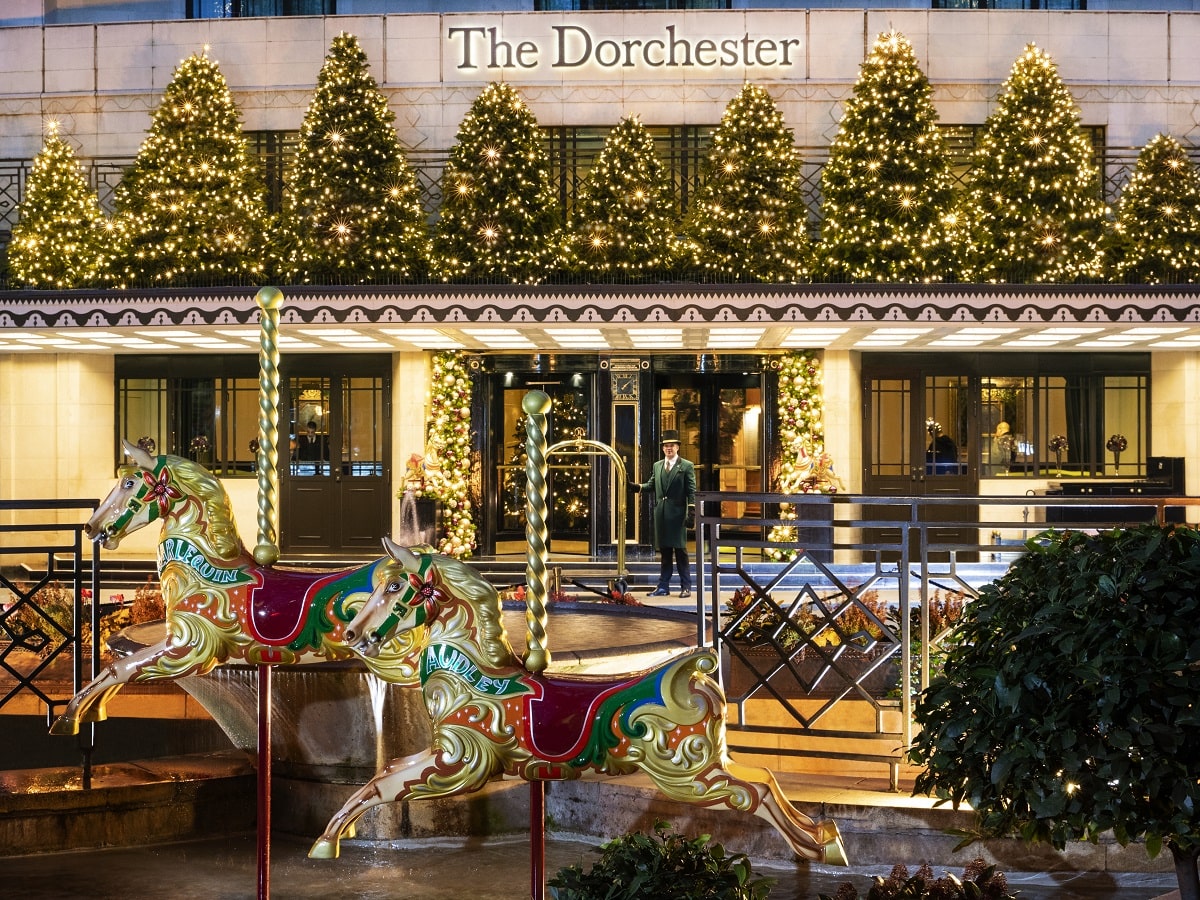 Christmas at The Dorchester 2018 Exterior-min