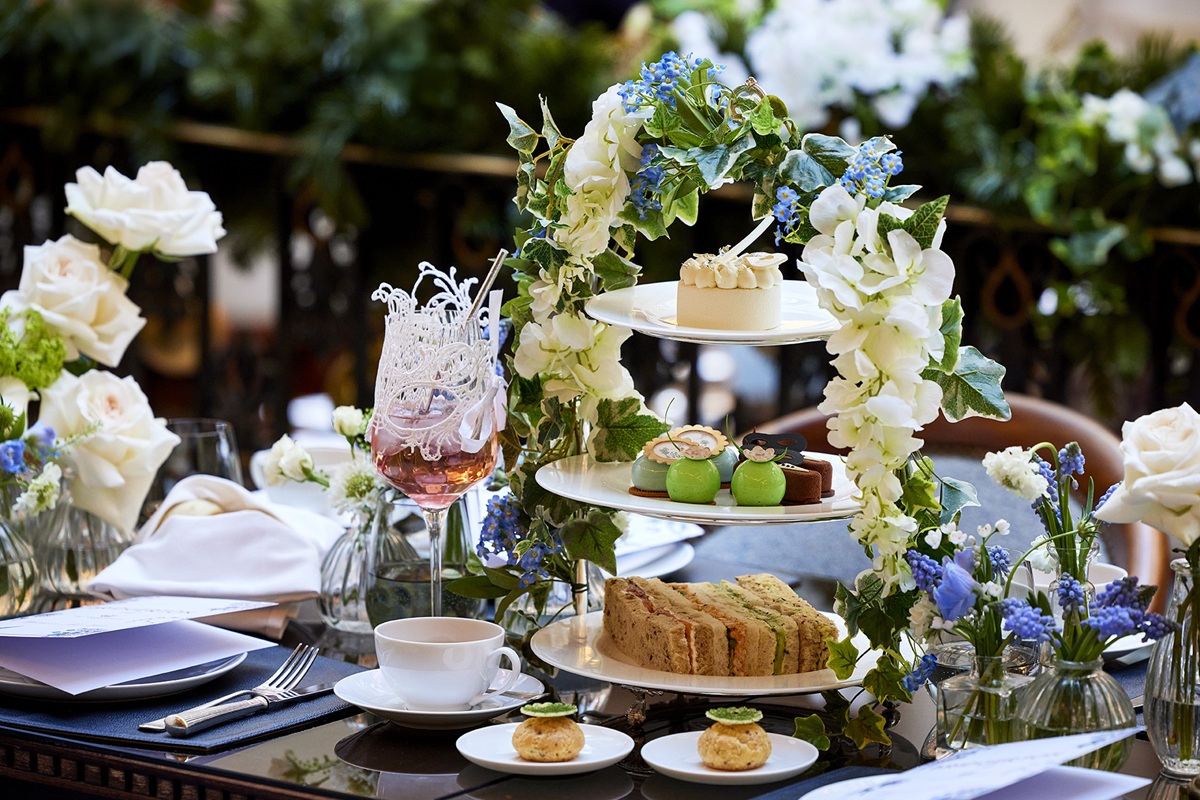 Full table setting of Bridgerton Afteroon Tea at The Lanesborough